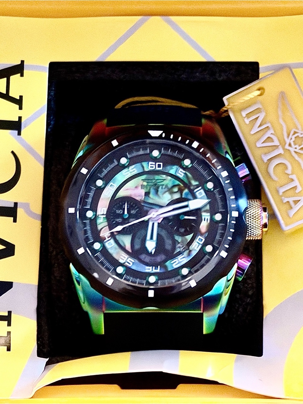 Invicta Speedway Rainbow Iridescent
Men's 50mm Abalone Dial Chrono
Watch New